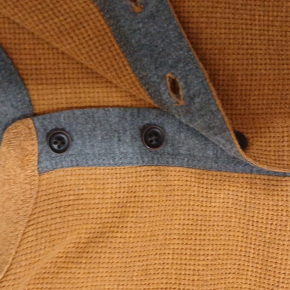 Mustard colored haisley size large tall - Picture 3 of 5